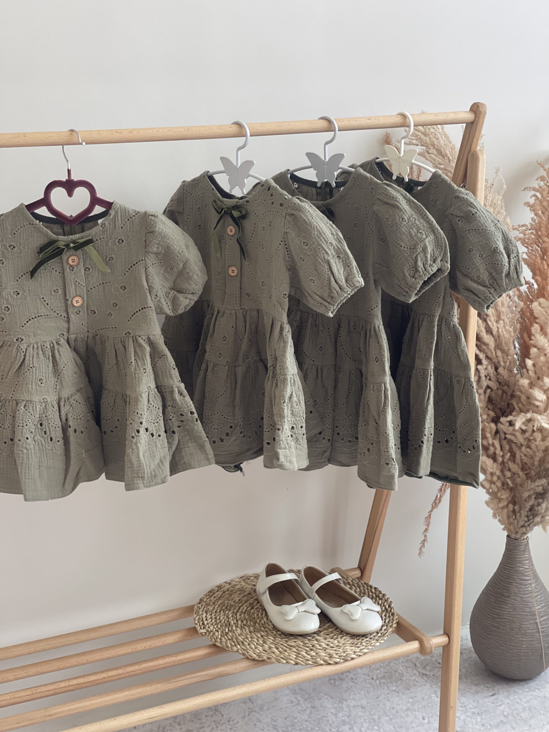 پیراهن رستا سبز (2) پیراهن رستا سبز (2)