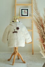 کاپشن دخترانه نیلوفر