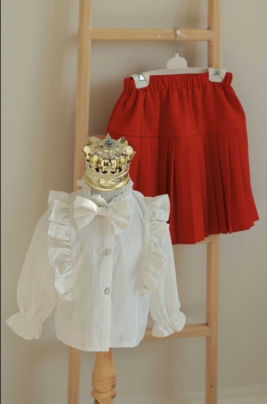 ندازه های شومیز دخترانه سفید صدف: