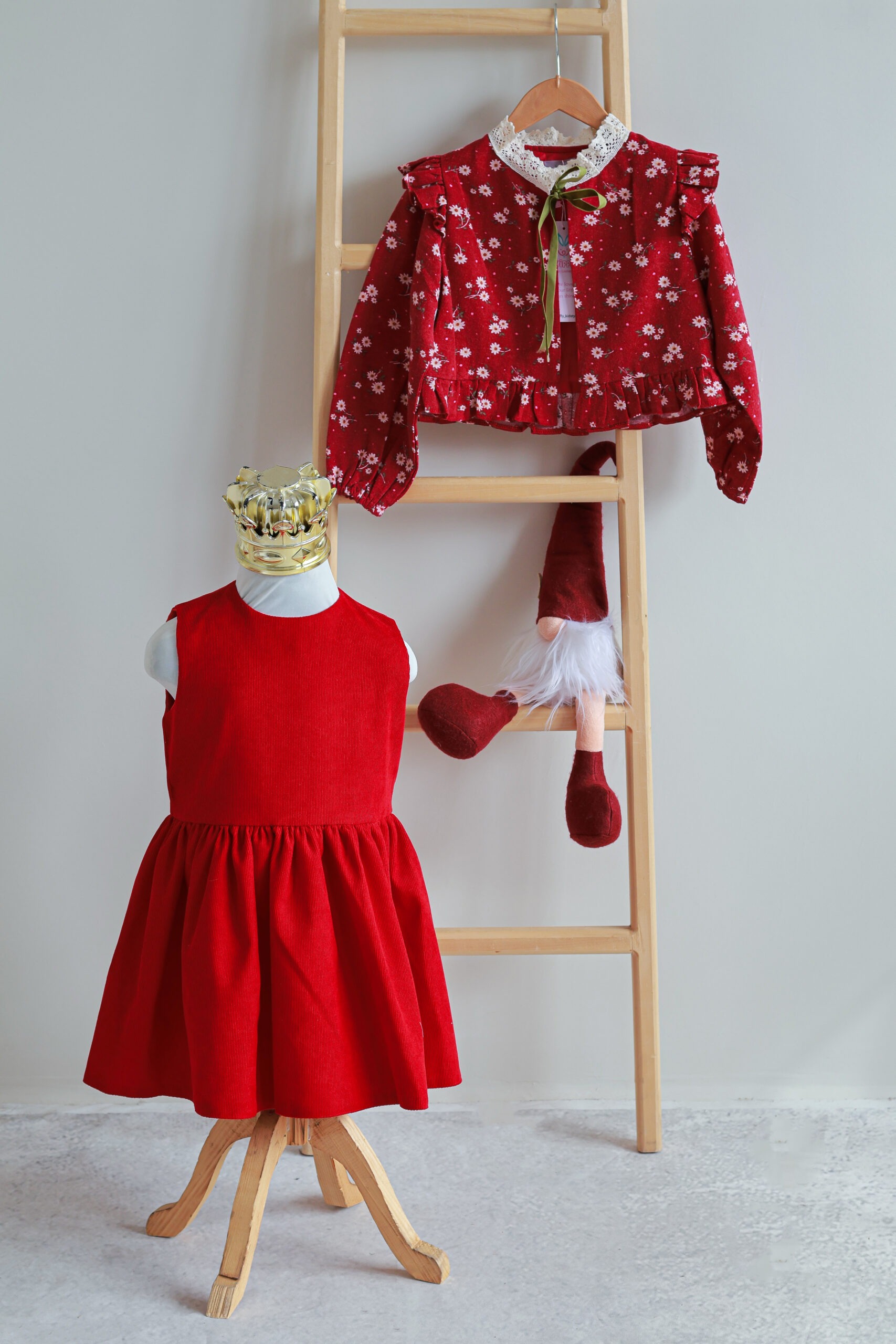 ست کت و سارافون مونس قرمز