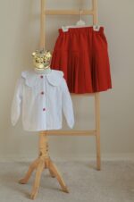 دامن قرمز رز