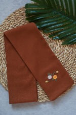 شال و کلاه گلدوزی نرگس قهوه ای