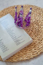 تاج گوجه ای بنفش