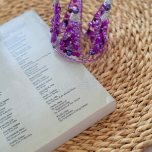 تاج گوجه ای بنفش