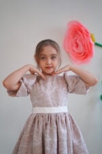 یراهن تاج گل کرمی (4)